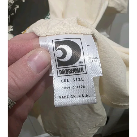 Daydreamer Tee Johnny Cash Man In Black - Butter Yellow OS NWT $88 Concert Music - Picture 7 of 8